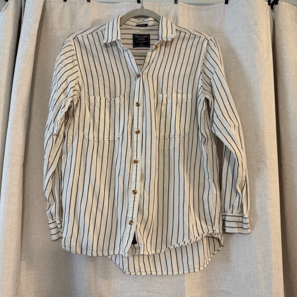 Abercrombie & Fitch Button Down Boyfriend Shirt